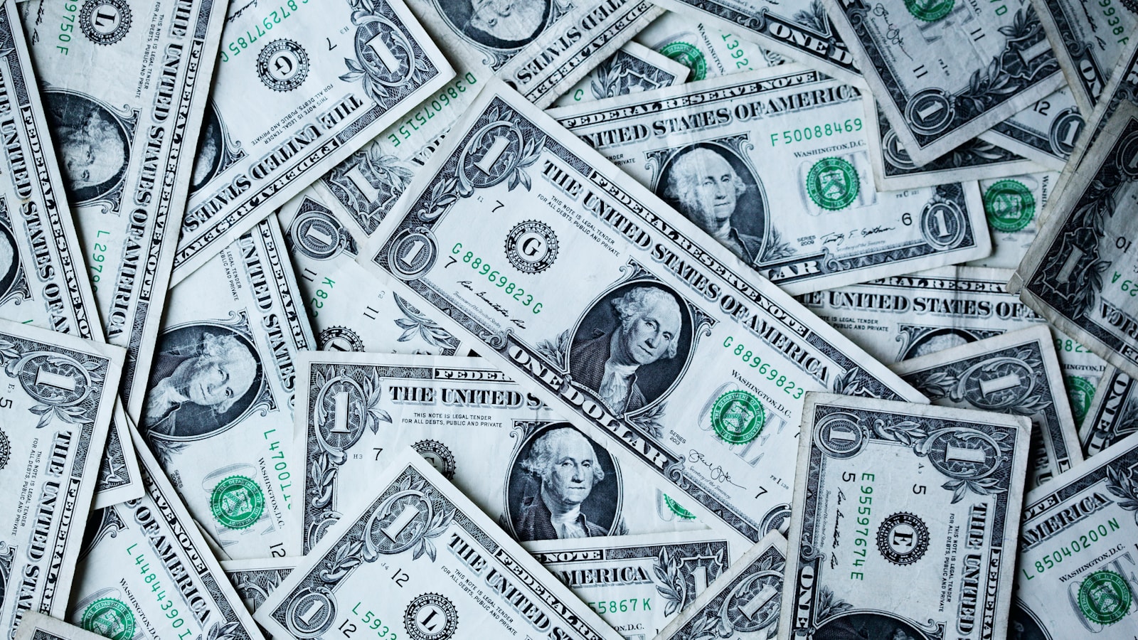 Moedas e indicadores financeiros